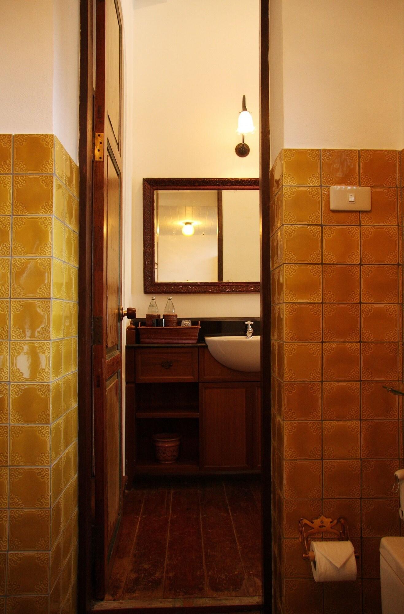 The Bhuthorn Bed & Breakfast Bangkok Extérieur photo