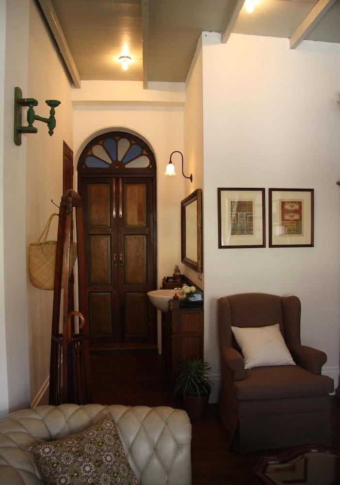 The Bhuthorn Bed & Breakfast Bangkok Extérieur photo