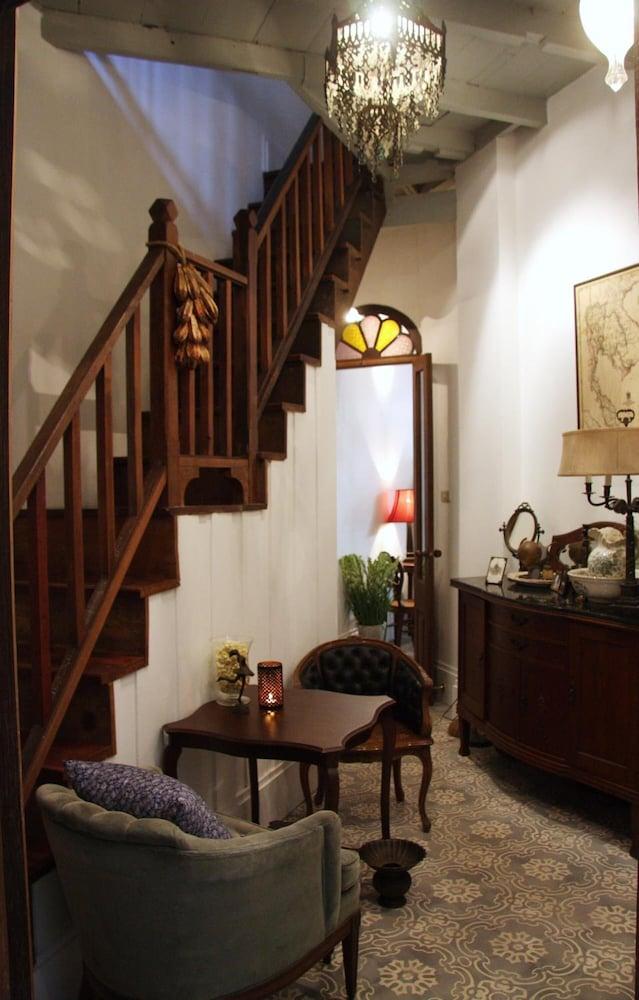 The Bhuthorn Bed & Breakfast Bangkok Extérieur photo