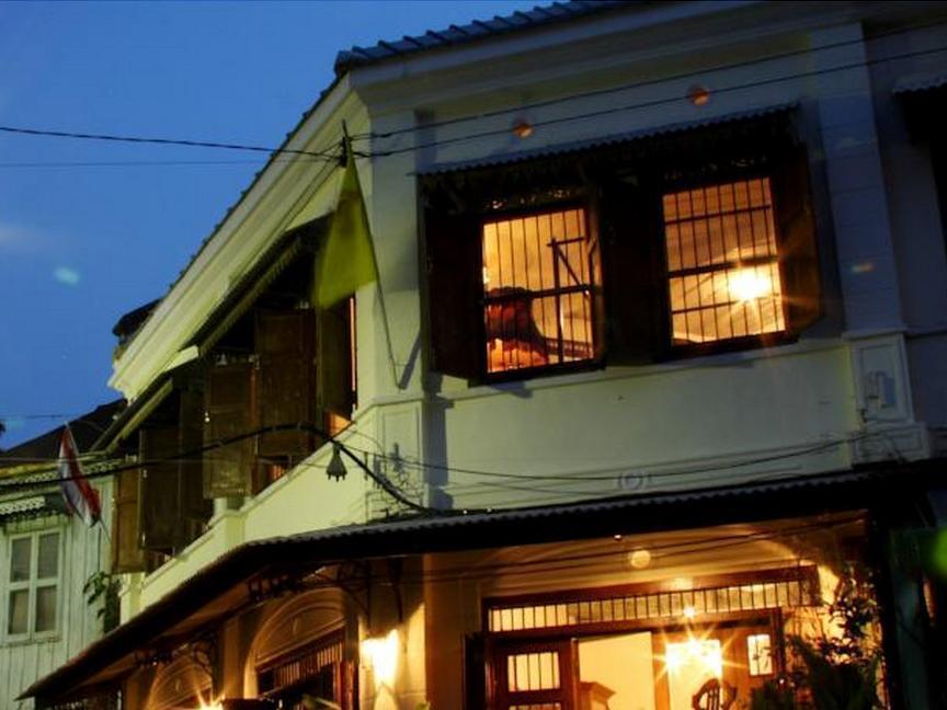 The Bhuthorn Bed & Breakfast Bangkok Extérieur photo